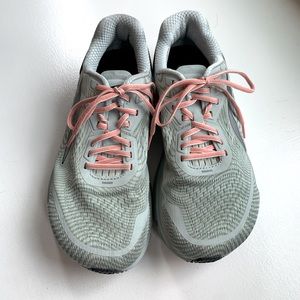 Altra Women’s Torin 5 Size 7W